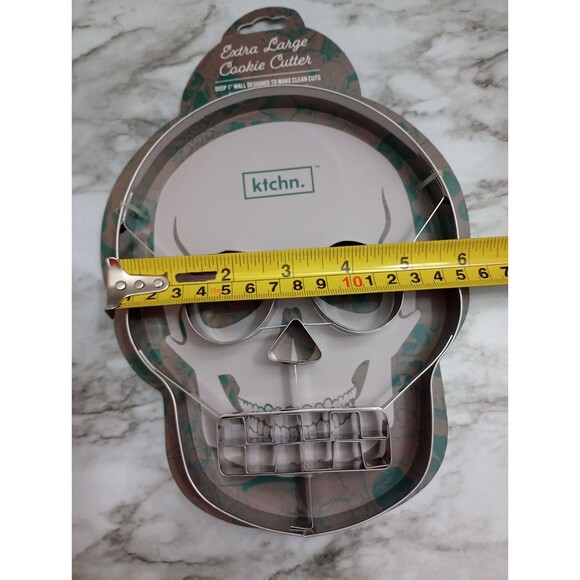 NWT 2 Stainless Steel XL Cookie Cutters Skeleton and Pumpkin - Picture 4 of 10